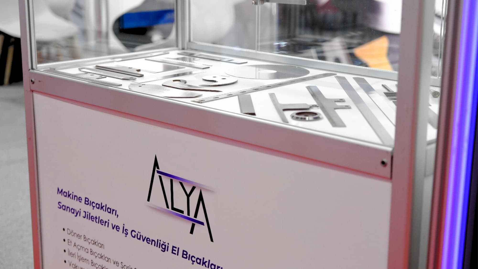 Профессиональная Поддержка в Выборе Лезвий